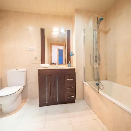 Homeholidaysrentals Milos - Costa Barcelona Pineda de Mar
